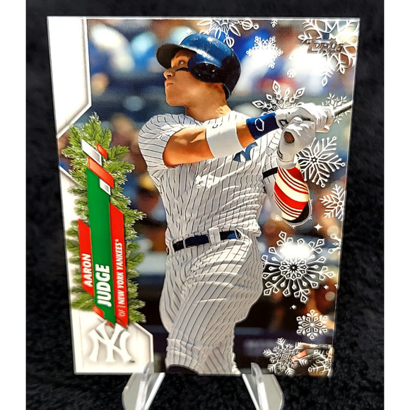 2020 Topps Holiday Aaron Judge SSP Rare Photo Variation Back Sleeve - Picture 1 of 4